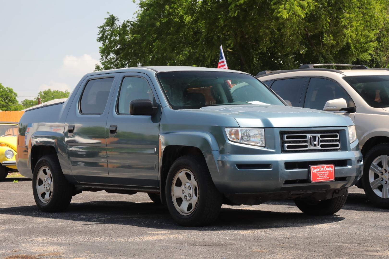 2008 BLUE HONDA RIDGELINE RT (2HJYK16228H) with an 3.5L V6 SOHC 24V engine, 5-SPEED AUTOMATIC transmission, located at 420 E. Kingsbury St., Seguin, TX, 78155, (830) 401-0495, 29.581060, -97.961647 - Photo#0